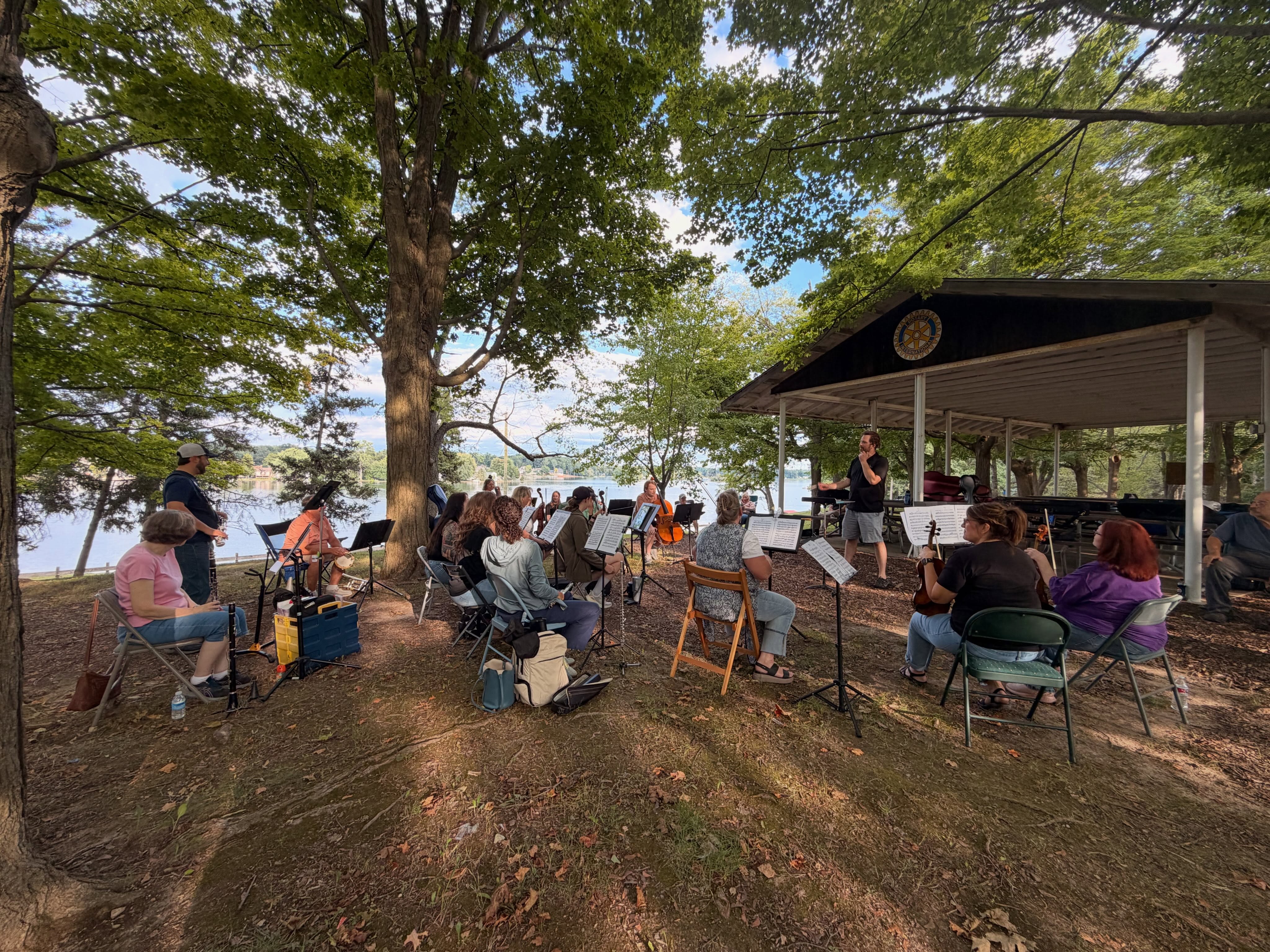 As we start a new season, we are reminiscing on our day of sight reading in the park! What a fun day! 

Interested in joining us this season!? We’d love to have you! Shoot us a message or pop into any rehearsal at 242 in Brighton on Mondays from 7pm-9pm! 
#musicconnectsus #playon #livingstoncounty #localorchestra